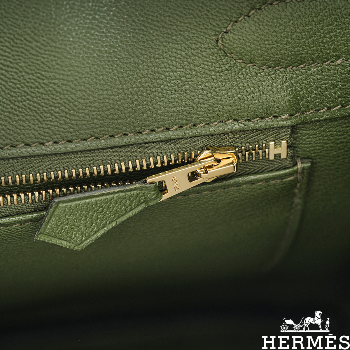 HERMES Shiny Niloticus Crocodile Horseshoe Birkin 30 Vert Emeraude Black  470663